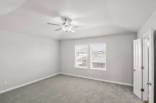 121 Greenway Ln, Georgetown, TX 78628 - Photo 10