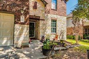1054 Clark Brothers Dr, Buda, TX 78610 - Photo 2