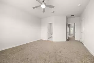 605 W South St, Leander, TX 78641 - Photo 20