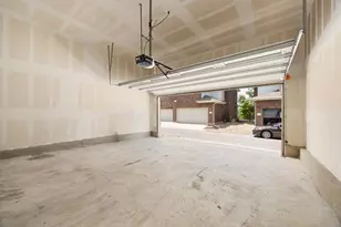 605 W South St, Leander, TX 78641 - Photo 30