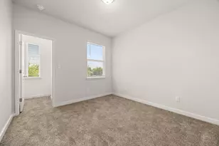 605 W South St, Leander, TX 78641 - Photo 28