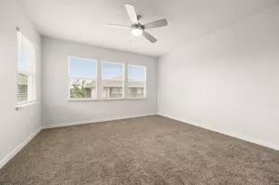 605 W South St, Leander, TX 78641 - Photo 18