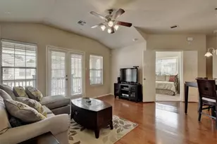 1310 W Parmer Ln, Austin, TX 78727 - Photo 12