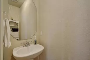 1310 W Parmer Ln, Austin, TX 78727 - Photo 20