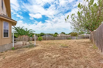903 Estate Drive, Hutto, TX 78634 - Photo 32