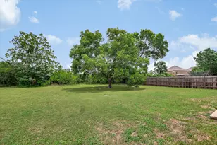 716 Honeysuckle Dr, Leander, TX 78641 - Photo 18