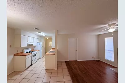 2301 Whitlow Cove, Round Rock, TX 78681 - Photo 10