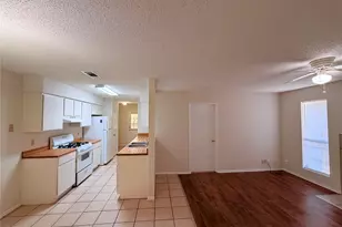 2301 Whitlow Cove, Round Rock, TX 78681 - Photo 10