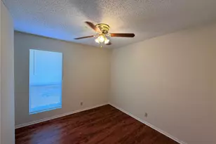 2301 Whitlow Cove, Round Rock, TX 78681 - Photo 22