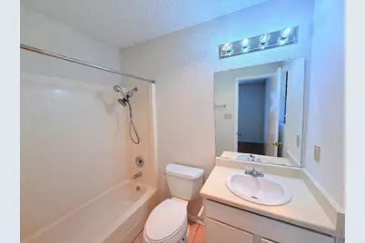 2301 Whitlow Cove, Round Rock, TX 78681 - Photo 20