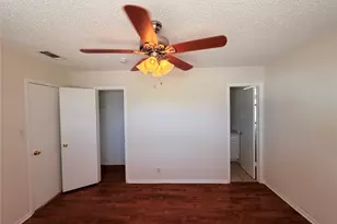 2301 Whitlow Cove, Round Rock, TX 78681 - Photo 18