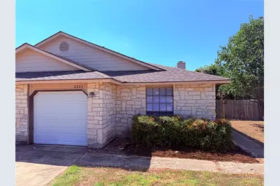 2301 Whitlow Cove, Round Rock, TX 78681 - Photo 2