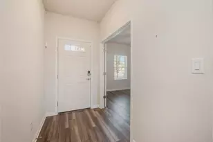 130 Greenspire Ln, Hutto, TX 78634 - Photo 4