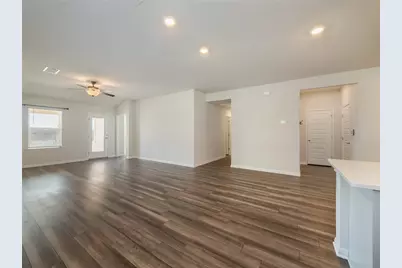 130 Greenspire Lane, Hutto, TX 78634 - Photo 12