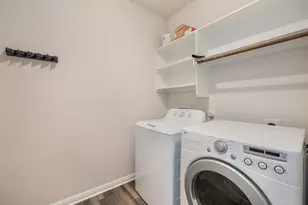 130 Greenspire Ln, Hutto, TX 78634 - Photo 24