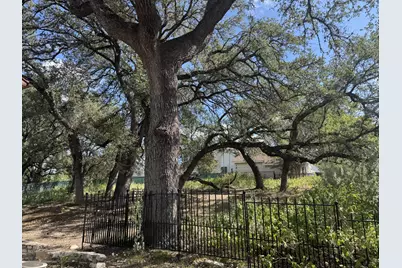 21826 Tallahassee Avenue, Lago Vista, TX 78645 - Photo 14