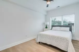 3000 Duval St, Austin, TX 78705 - Photo 16