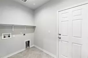11921 Cimaizon Dr, Austin, TX 78725 - Photo 14