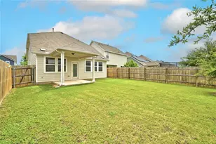 11921 Cimaizon Dr, Austin, TX 78725 - Photo 16