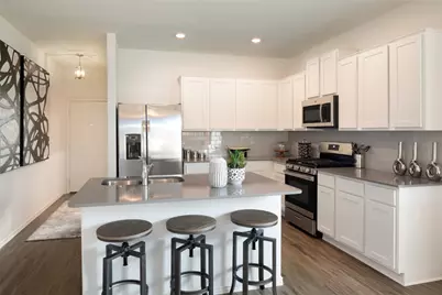 110 Donnington Drive, Hutto, TX 78634 - Photo 10