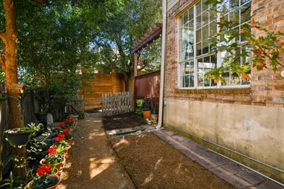 10305 Scull Creek Drive, Austin, TX 78730 - Photo 30