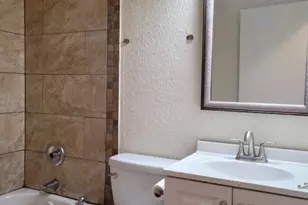 1410 Singleton Ave, Austin, TX 78702 - Photo 6