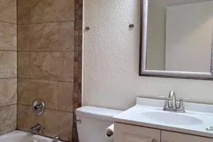 1410 Singleton Ave, Austin, TX 78702 - Photo 6