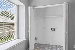 2209 Cedar Branch Dr, Austin, TX 78727 - Photo 10