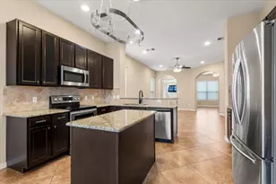 105 Keo Keo Ct, Bastrop, TX 78602 - Photo 12