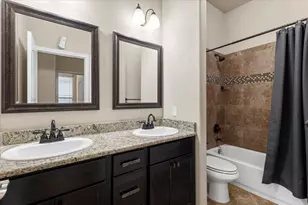 105 Keo Keo Ct, Bastrop, TX 78602 - Photo 18