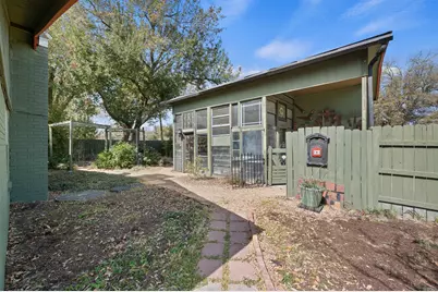 1400 Summit Circle, Taylor, TX 76574 - Photo 32