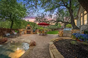 2320 Via Cordova Ct, Austin, TX 78732 - Photo 2