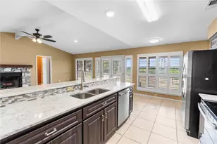 210A Tee Off, Horseshoe Bay, TX 78657 - Photo 10