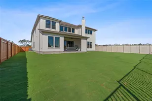 1300 Shelby Ln, Georgetown, TX 78628 - Photo 10