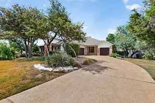 102 Kildrummy Ln, Austin, TX 78738 - Photo 2