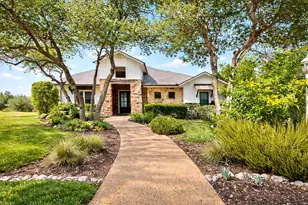 102 Kildrummy Ln, Austin, TX 78738 - Photo 2