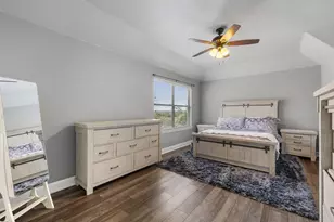 11228 Woodland Hills Trail, Austin, TX 78732 - Photo 24
