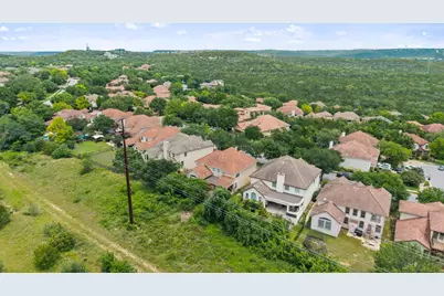 11228 Woodland Hills Trail, Austin, TX 78732 - Photo 38