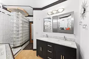 1301 S 1st St, Austin, TX 78704 - Photo 18