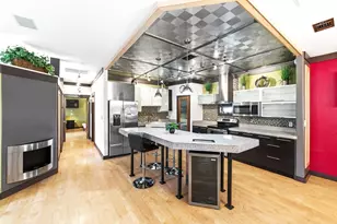 1301 S 1st St, Austin, TX 78704 - Photo 8