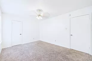 8502 Lyndon Ln, Austin, TX 78729 - Photo 18