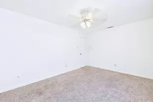 8502 Lyndon Ln, Austin, TX 78729 - Photo 16