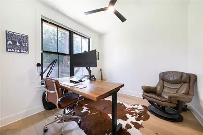 2002 E 9th Street #2, Austin, TX 78702 - Photo 14