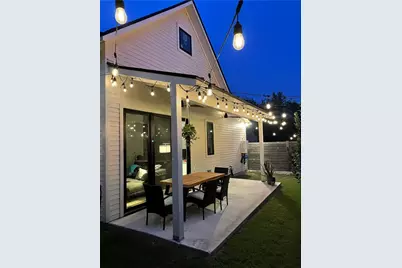 2002 E 9th Street #2, Austin, TX 78702 - Photo 24