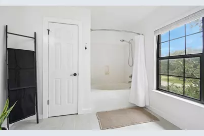 485 Bella Vista Circle, Kyle, TX 78640 - Photo 20