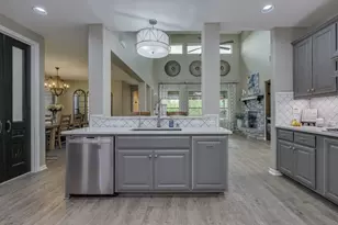 1316 Cassiopeia Way, Austin, TX 78732 - Photo 14