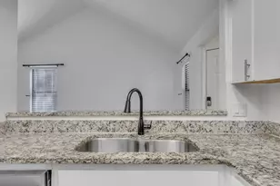 1008 Milford Way, Austin, TX 78745 - Photo 14