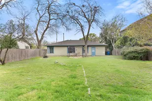 1900 Justin Ln, Austin, TX 78757 - Photo 22
