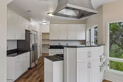 17715 N Rim Drive, Leander, TX 78641 - Photo 10