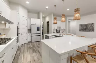 207 Lodestone Ln, Austin, TX 78738 - Photo 10